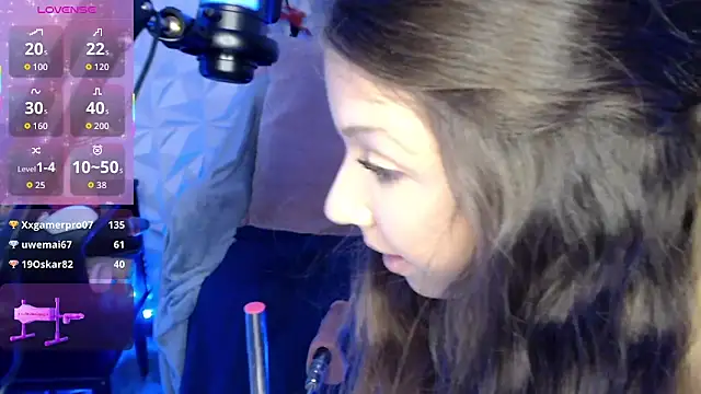 AustrianGirl99 online show from November 13, 7:24 pm