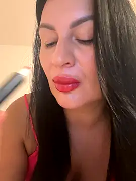 Snapshot of Helena7077 chatting on September 20, 11:36 pm Helena7077 online show from September 20, 11:36 pm