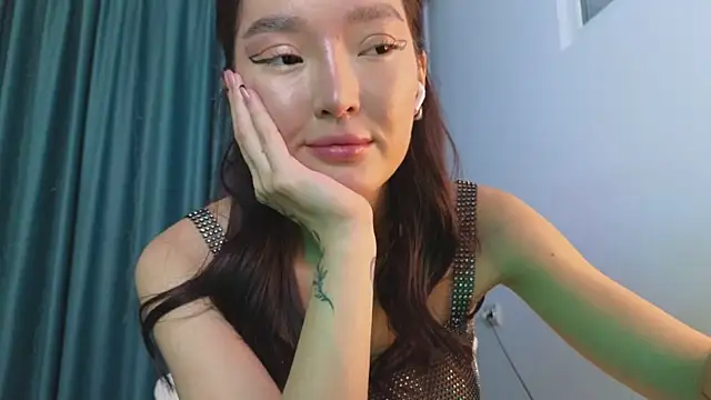 AudreyMell online show from October 19, 3:14 pm