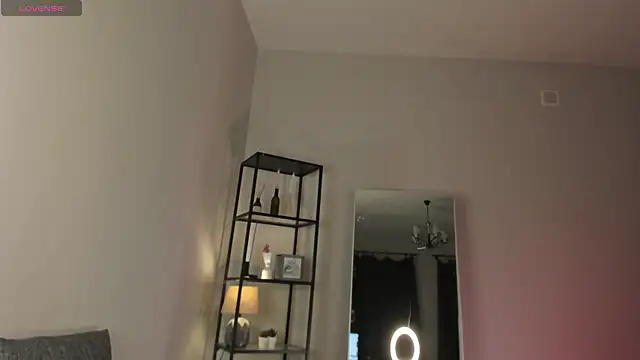 elfinvibes online show from October 5, 6:40 am