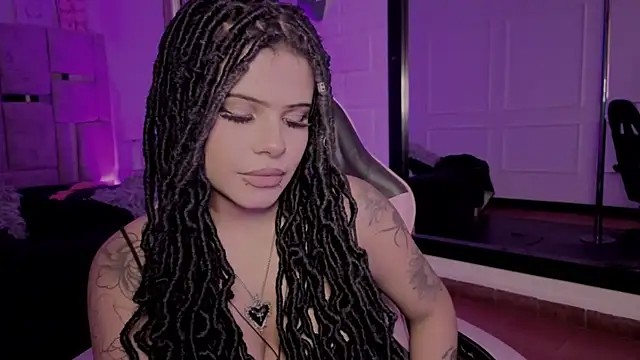 BonnieAnderson  online show from July 23, 6:16 pm