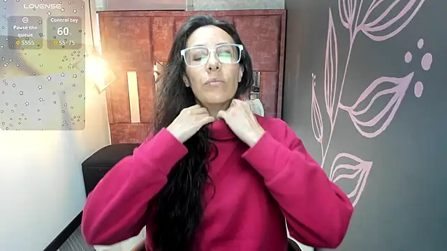 Abrillee1 online show from November 10, 12:00 pm