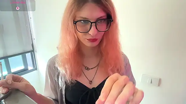 Alice Pinkhead online show from July 31, 9:21 am