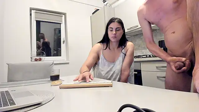 cuplu29 online show from June 22, 1:43 am