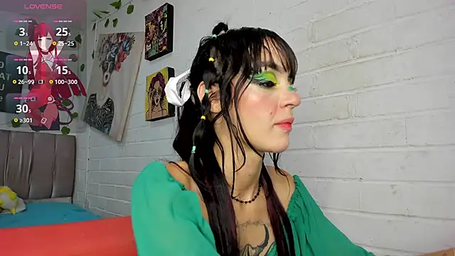katt  black   online show from April 30, 8:36 pm