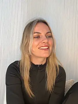 Milla  one online show from February 4, 12:41 pm