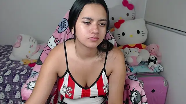 kayla k18 online show from May 1, 12:36 am