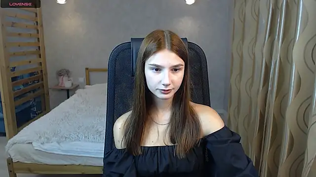 Snapshot of AnaHoney chatting on September 18, 7:40 am AnaHoney online show from September 18, 7:40 am