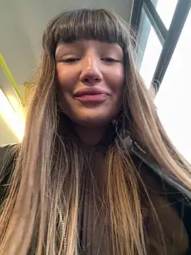 Sophie Avory online show from November 30, 12:09 pm