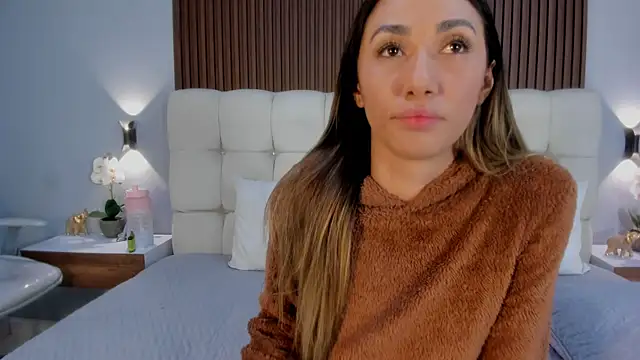 Emma23   online show from May 9, 9:55 am