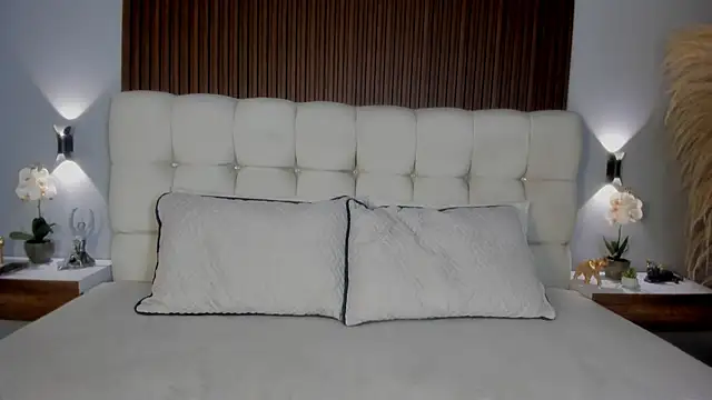 Emma23   online show from May 13, 8:31 am