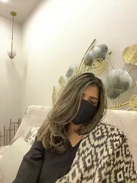 MaYaa  11 online show from February 12, 7:10 am