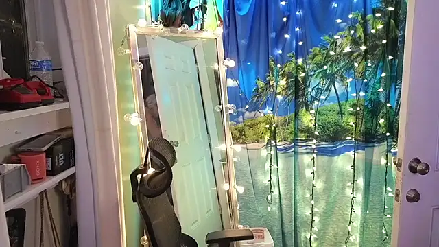 cunty tranny lydia online show from August 3, 6:06 am
