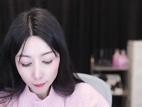 Nuyoah-77 online show from November 12, 5:11 pm