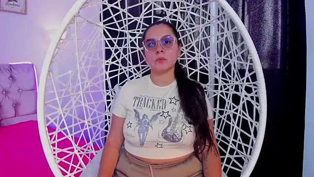 Alice Summer1 online show from March 19, 3:16 pm