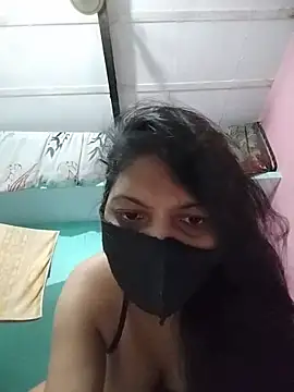 Hotty-Divya online show from June 19, 9:24 am