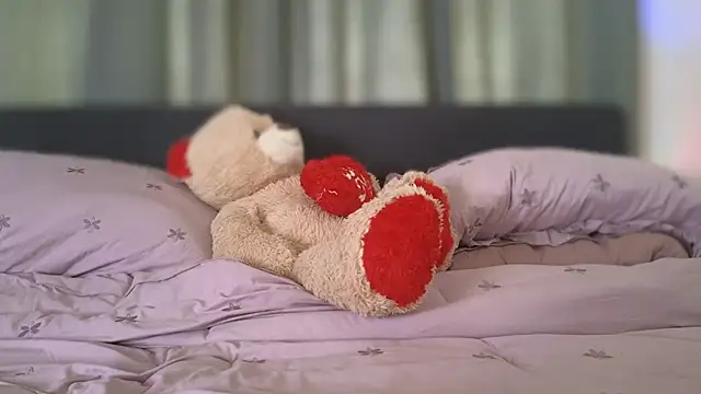 longislandprincess online show from April 4, 3:44 pm