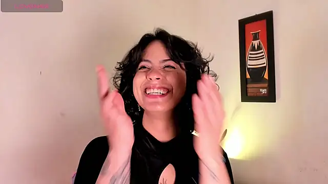 adriannyp 1 online show from April 29, 2:37 am