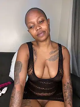 InkLady444 online show from February 3, 2:53 am