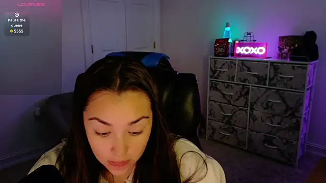 sweetsariaah online show from January 17, 6:15 pm