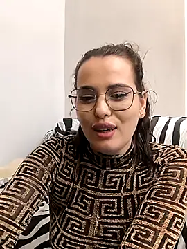 Baby Nicoll online show from March 4, 7:31 pm