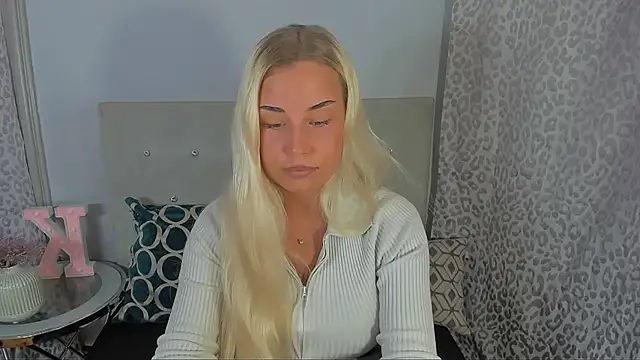 KristyHoney online show from July 20, 10:39 am