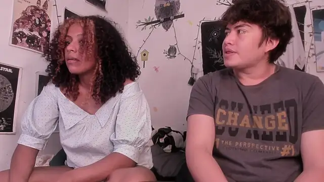 hothoneychile online show from December 17, 2:27 am