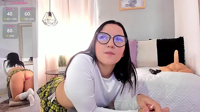  EmilyJireh  online show from June 26, 7:48 pm