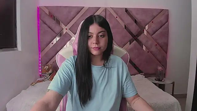 tigerbaby  online show from March 16, 7:29 pm