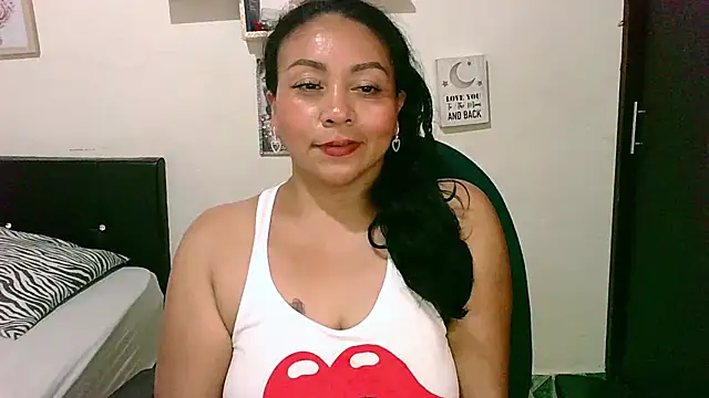 zaray bella online show from June 28, 7:09 pm