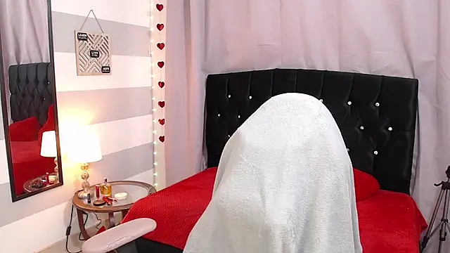 Afrodita sg online show from July 18, 3:25 pm