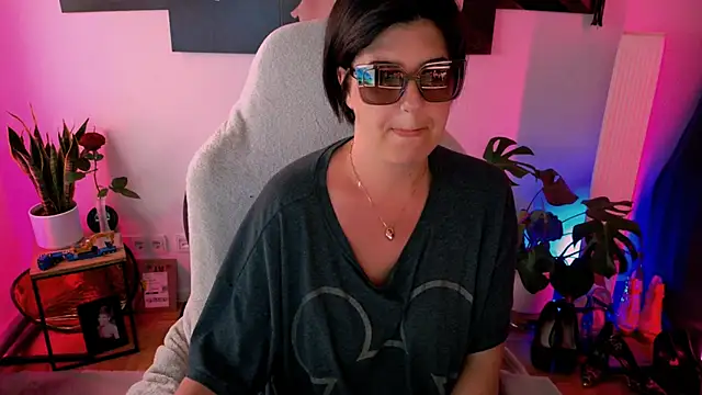 NatiLove35 online show from June 10, 6:39 pm