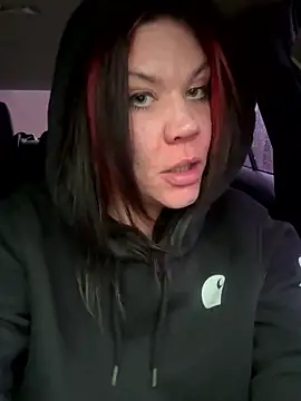 RavenRayyy online show from January 18, 2:02 pm