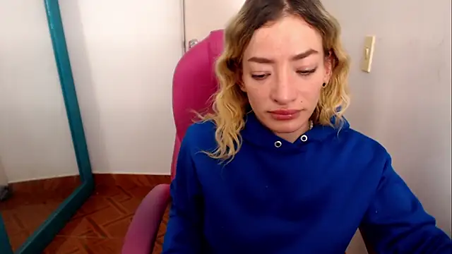 zoe jones13 online show from July 21, 2:01 am