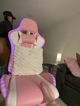 bella  honey online show from June 13, 4:54 am
