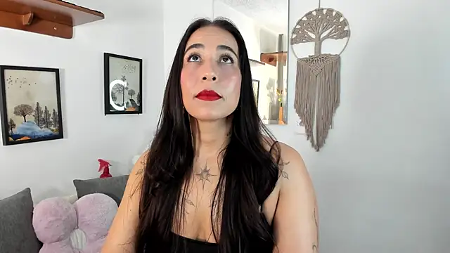 electra hunt online show from July 5, 1:45 am