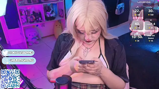 toky doll online show from June 12, 4:20 am