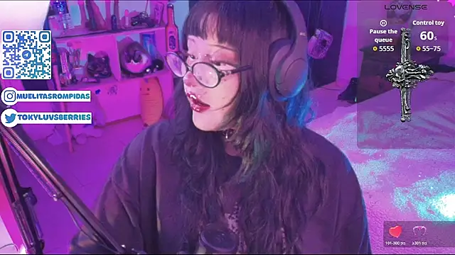 toky doll online show from April 29, 7:41 pm