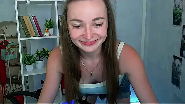  Barbie Kiss  online show from July 12, 4:52 pm