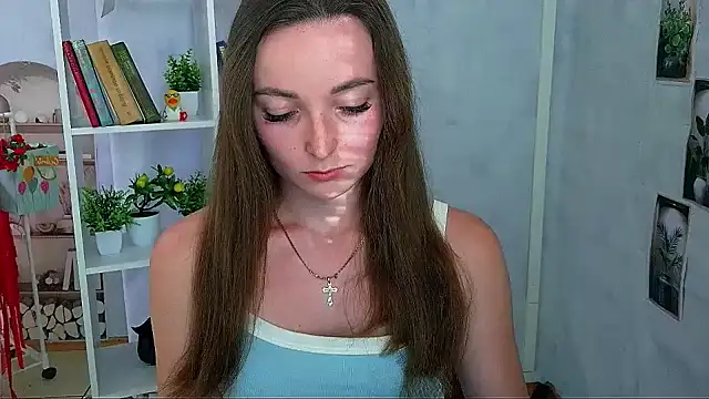  Barbie Kiss  online show from July 16, 4:00 pm