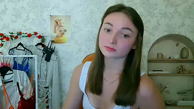  Barbie Kiss  online show from October 13, 3:58 pm