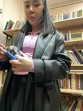 Asian Asami online show from January 11, 9:42 pm