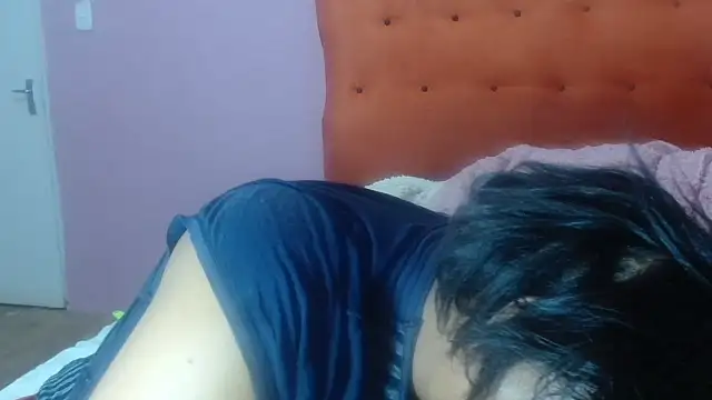 tinagiant online show from June 11, 9:06 am