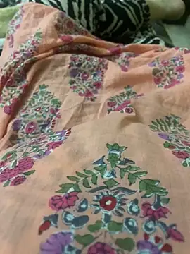 heena13 online show from November 4, 12:54 pm