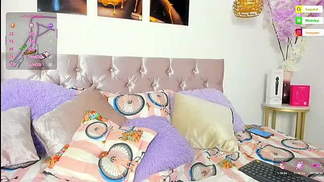 alanavega11 online show from March 13, 1:34 pm