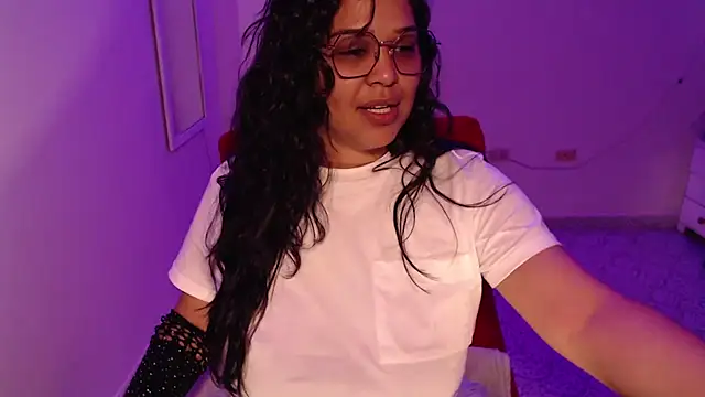 VenussTits97 online show from June 6, 3:24 am