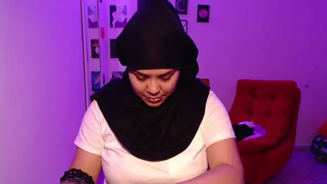 VenussTits97 online show from July 17, 11:41 pm