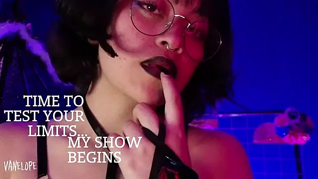 vanelope11 online show from October 2, 7:41 pm