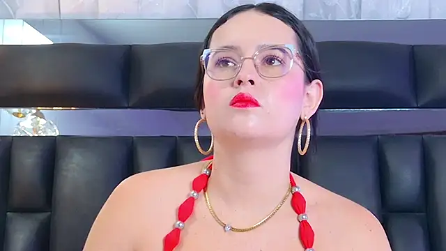 DahianaMoss online show from May 2, 11:57 am