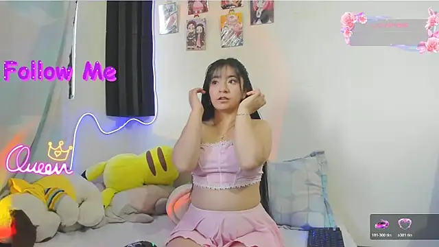 litle mily  online show from June 11, 9:55 pm